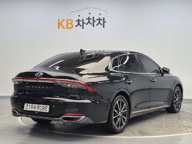 6081501791R3.jpg