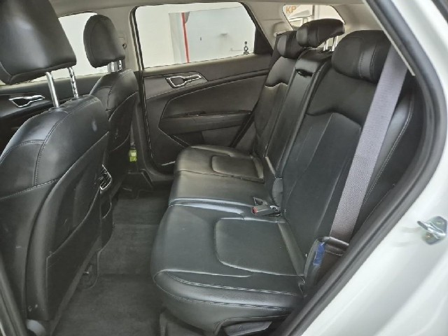6061000793R12.jpg