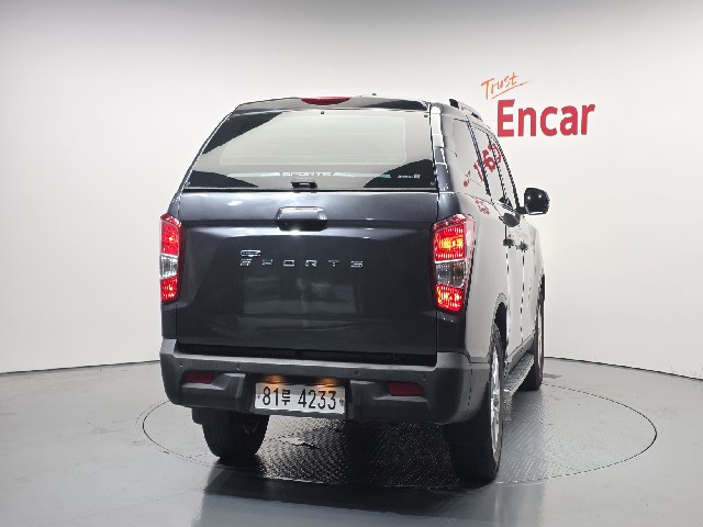 242180bfb9d20c5b0f4447c057ddf7f9.jpeg
