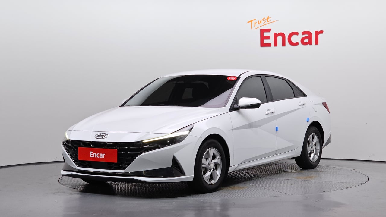 2021 Hyundai Avante, photo 1 of 1