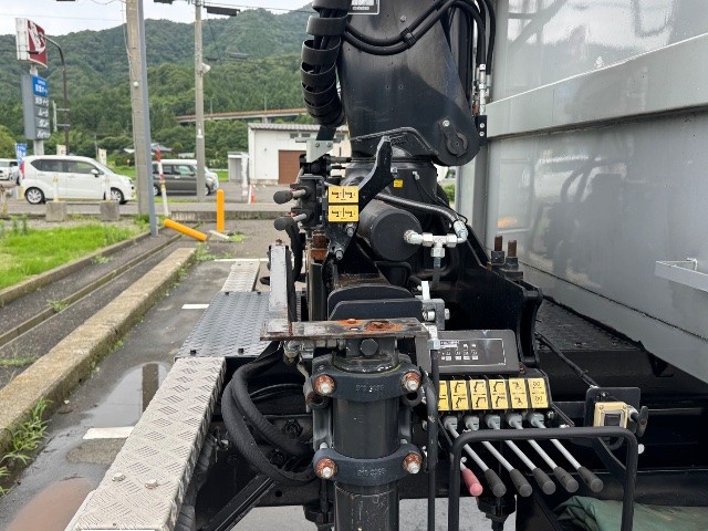 cab2ef2456616a4cc6adea52b6234a63.jpg
