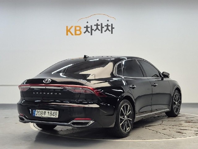 6061000869R3.jpg