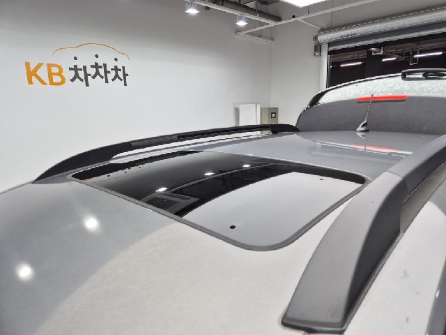 6061001379R13.jpg