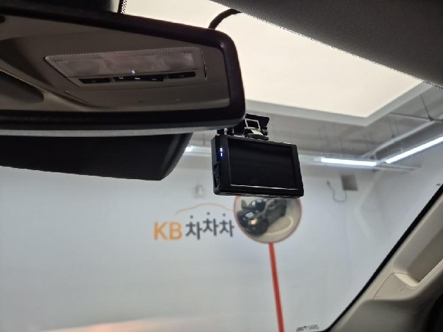 6061500102R16.jpg