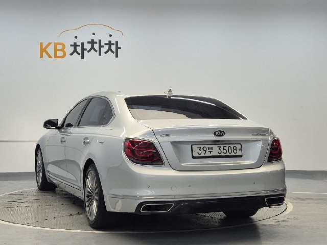 6051500869R2.jpg