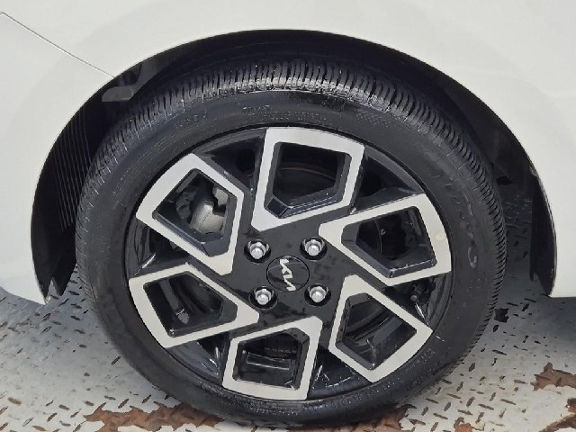 6081502134R18.jpg