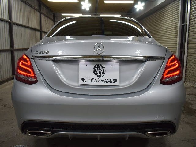 471e36b6501d6d9df62f9ef7aee48352.jpg