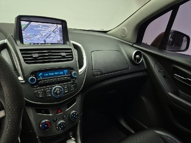 6031002475R10.jpg