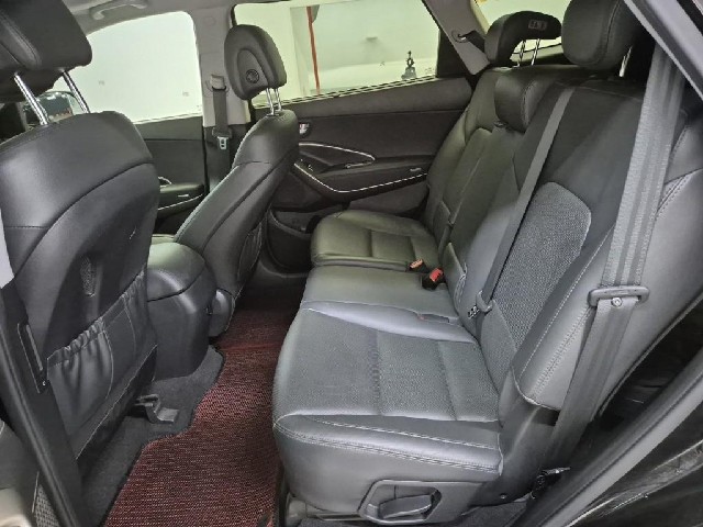 6081501759R12.jpg