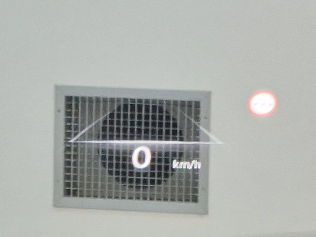 6081500882R16.jpg