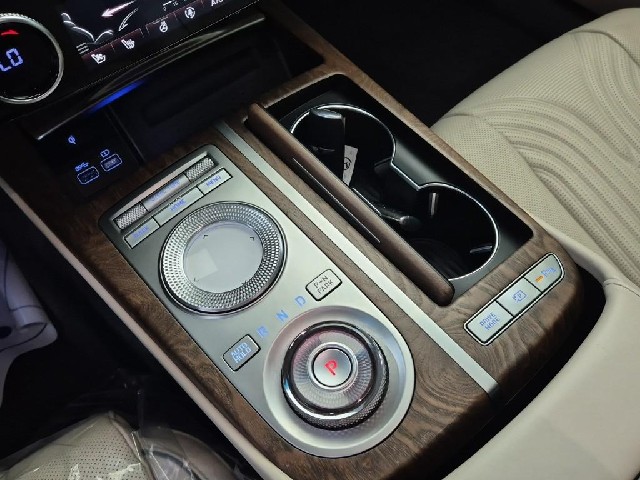 6081500882R8.jpg