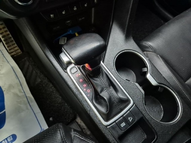 6011000978R8.jpg
