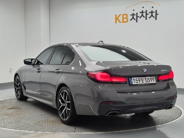 6071000875R2.jpg