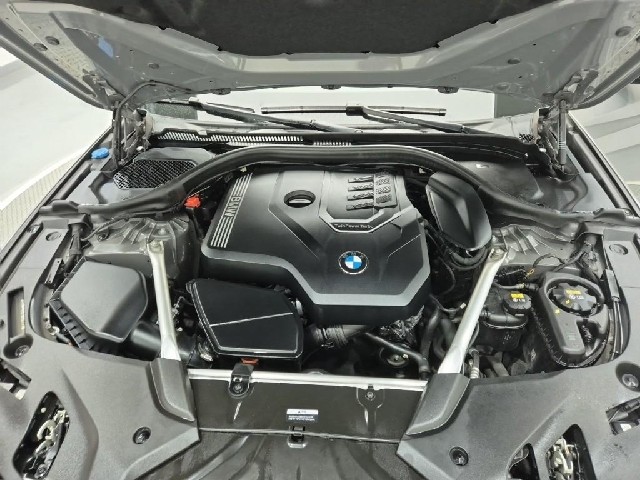 6071000875R5.jpg