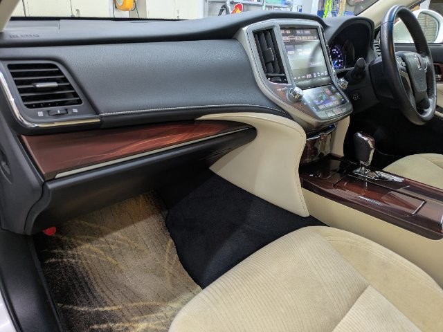679e91064d763624712ba56384cfc16f.jpg