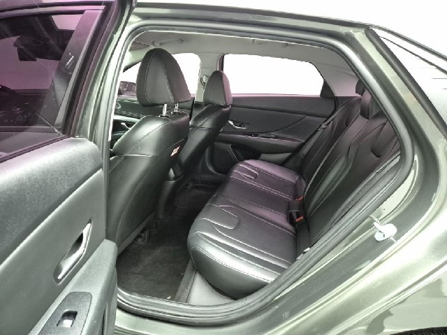 5121002203R12.jpg