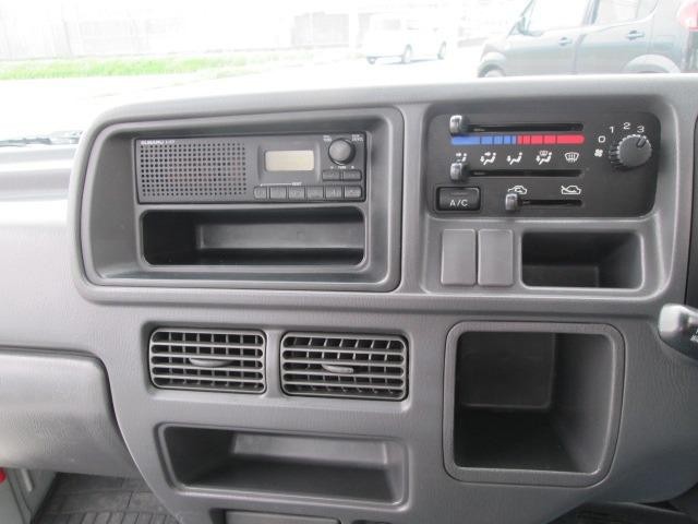 0803848A30260701W00111.jpg
