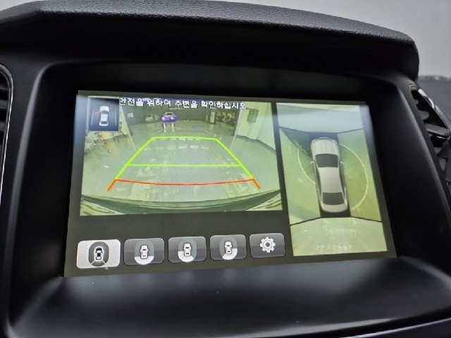 6011000461R14.jpg