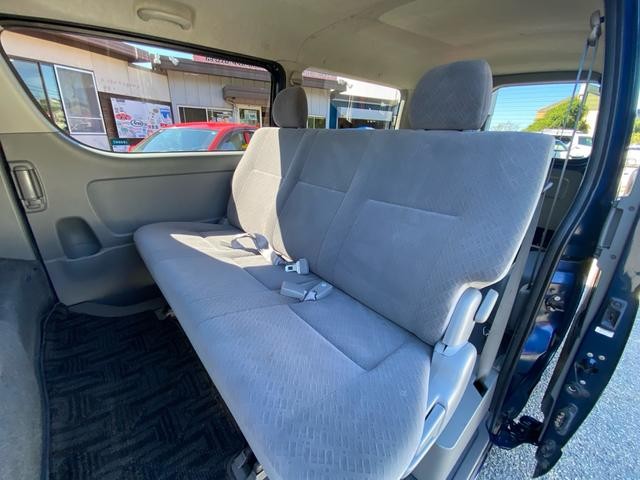 0704222A30261009W00116.jpg