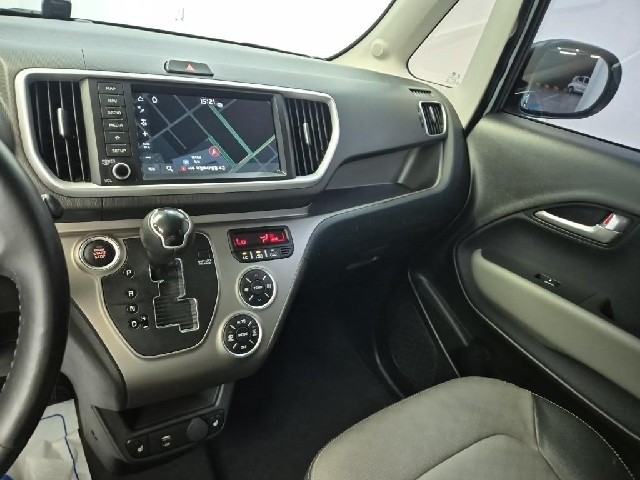 6051500717R10.jpg
