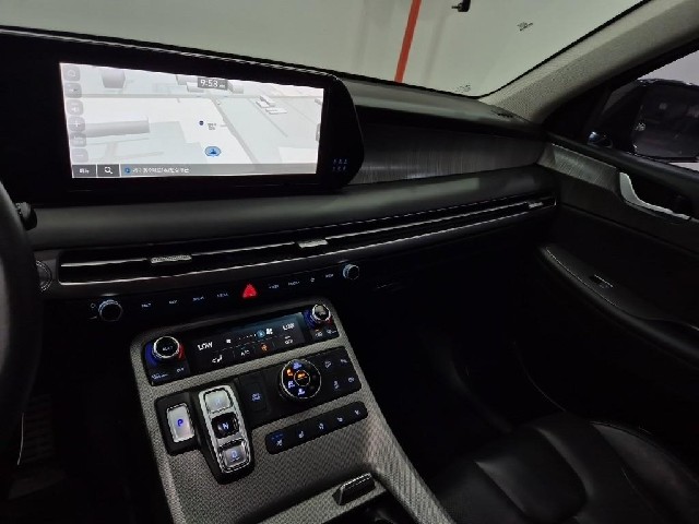 6081000813R10.jpg