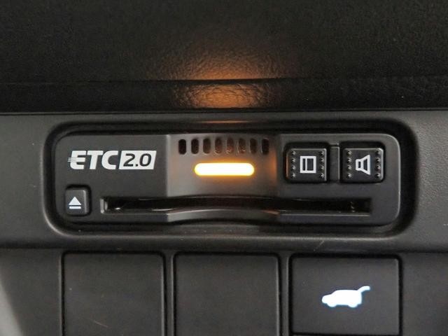 0230024A30261025W00105.jpg