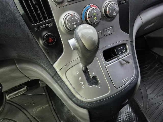 6081000889R8.jpg