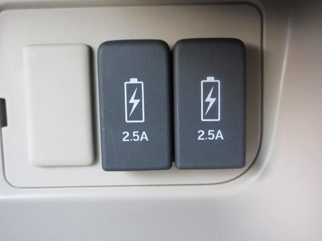 0404619A30261016W00213.jpg