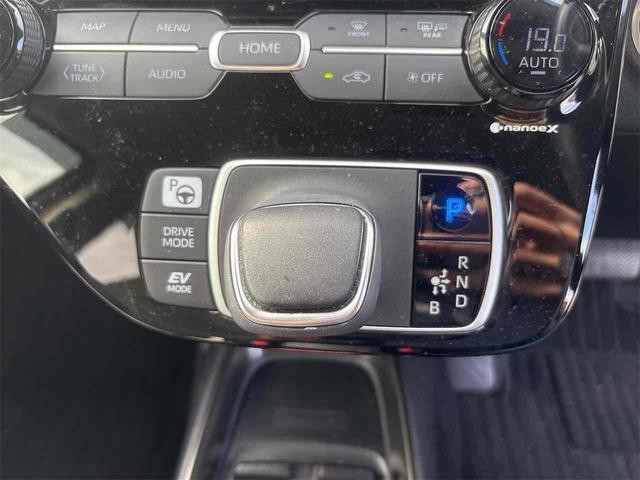 0707985A30261029W00210.jpg