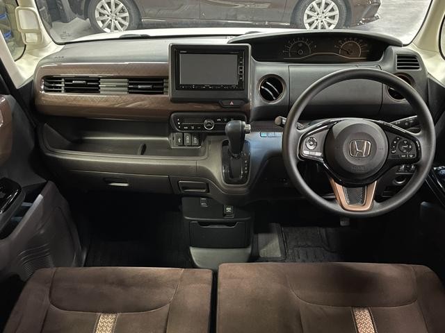 0206696A30261029W00201.jpg