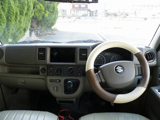 1001999A30250811W00804.jpg