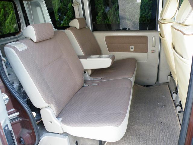 1001999A30250811W00807.jpg