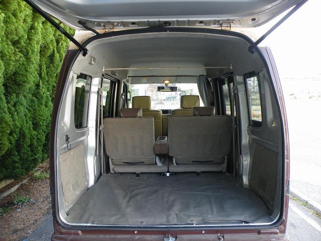 1001999A30250811W00808.jpg