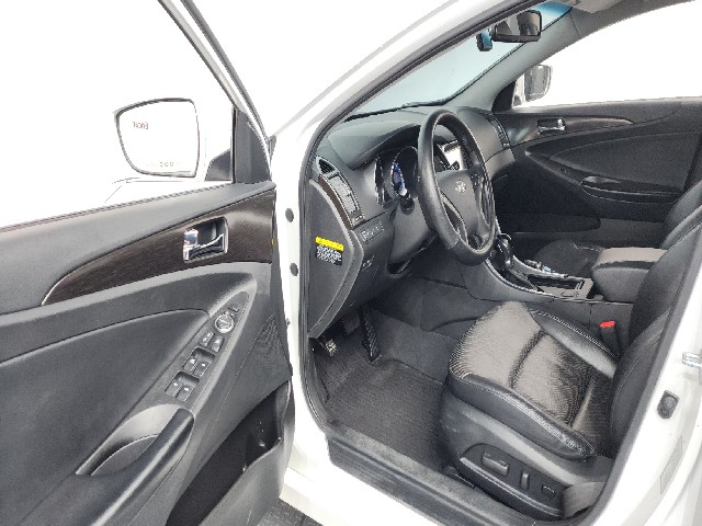 09d8fa57459a824ad82f635dd9b28fe1.jpeg