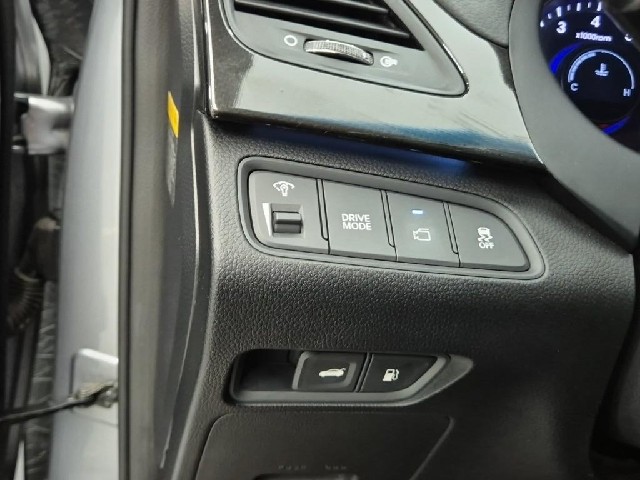 6081001608R17.jpg