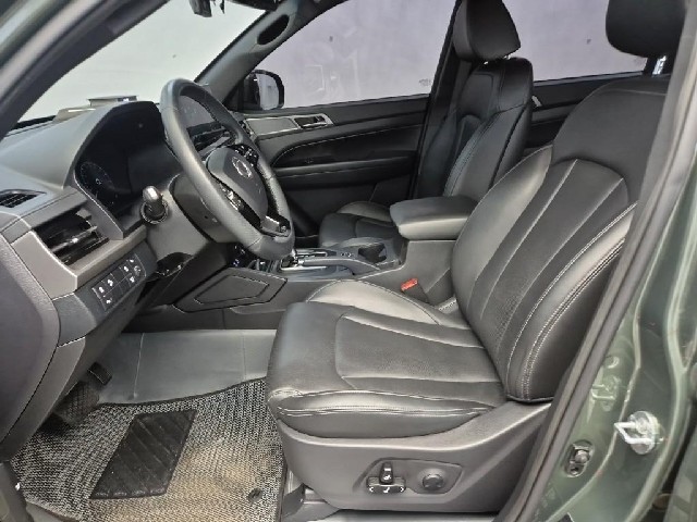 6081500739R11.jpg