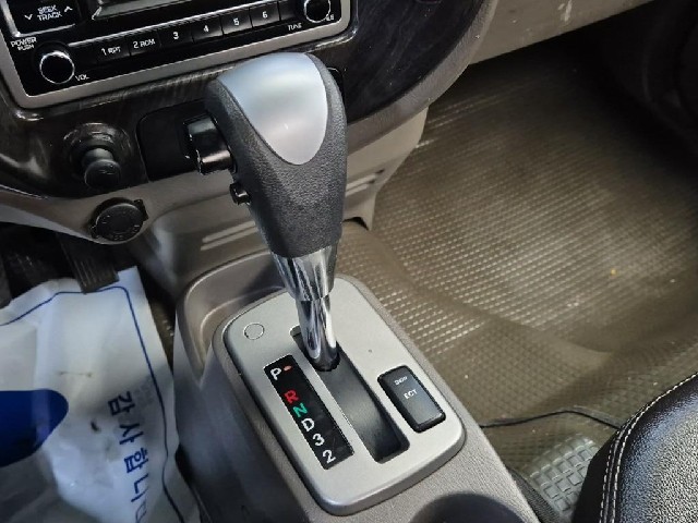 6081500570R7.jpg