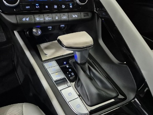 6081001627R8.jpg