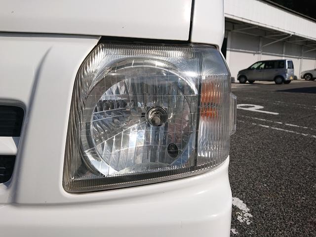 1002980A30261029W00113.jpg