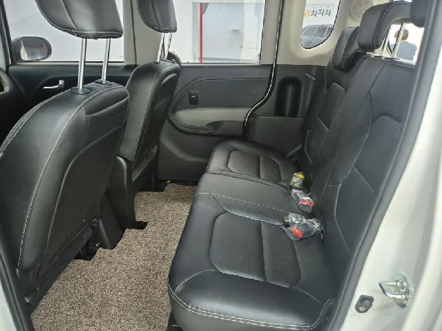 6081501001R12.jpg