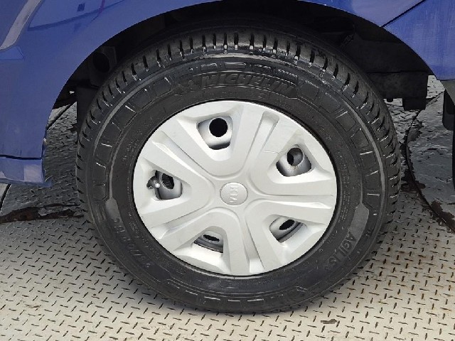 6081500956R16.jpg