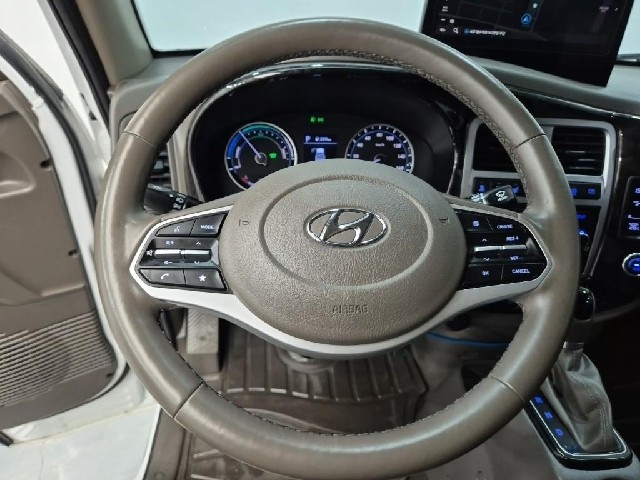 6081000999R9.jpg