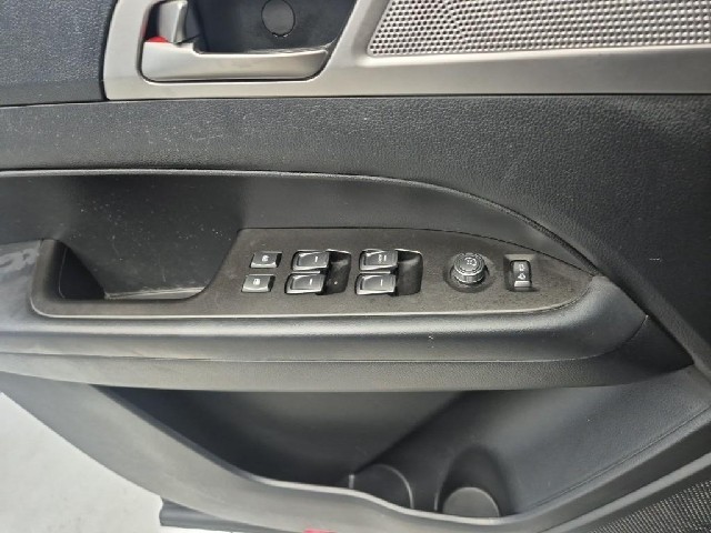 6081500811R17.jpg