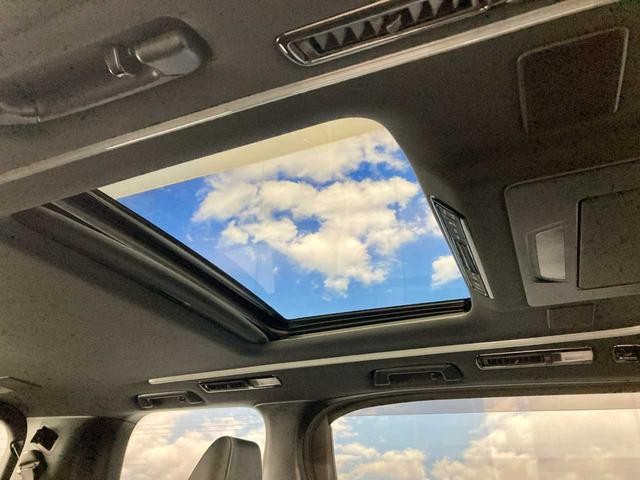 0310532A30261030W00107.jpg