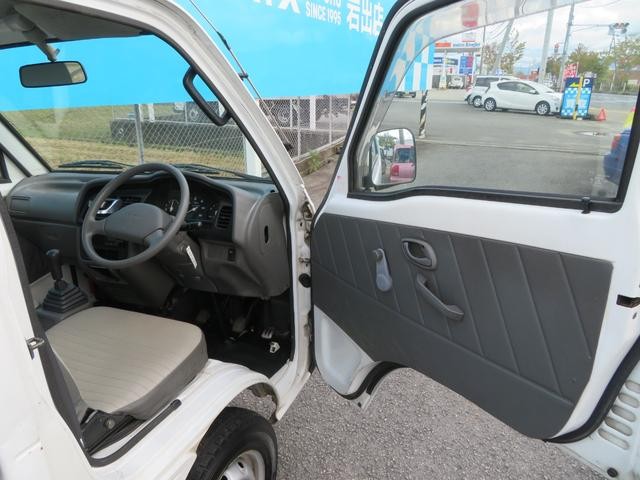 0740034A30261027W00117.jpg