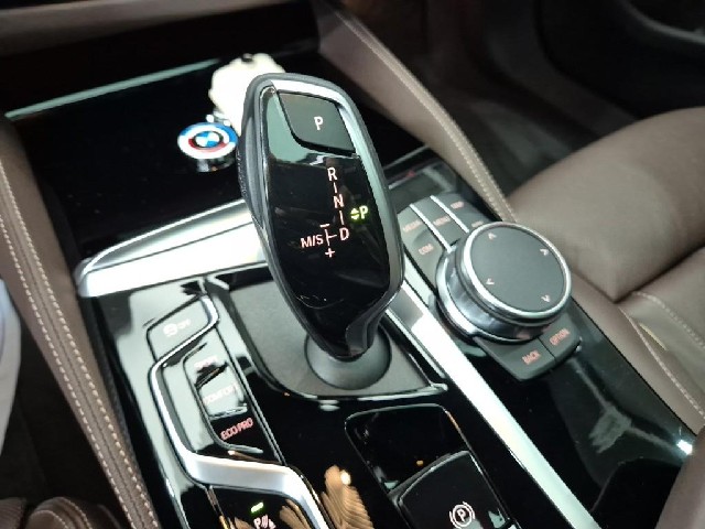 6081001397R8.jpg