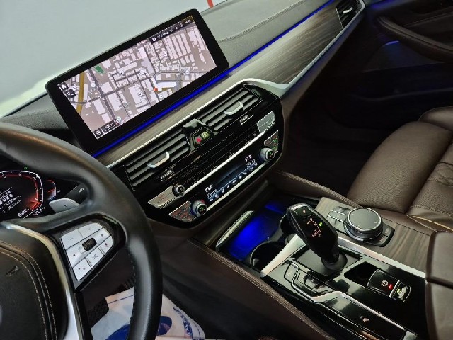 6081501542R10.jpg