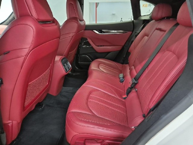 6071501883R12.jpg