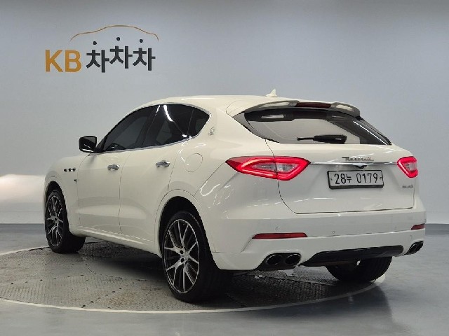 6071501883R2.jpg