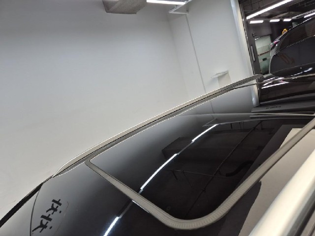6081500876R13.jpg